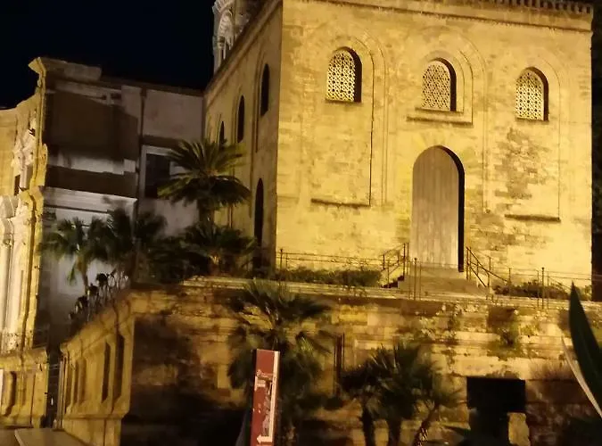 شقة Cattedrale-bonello73 *